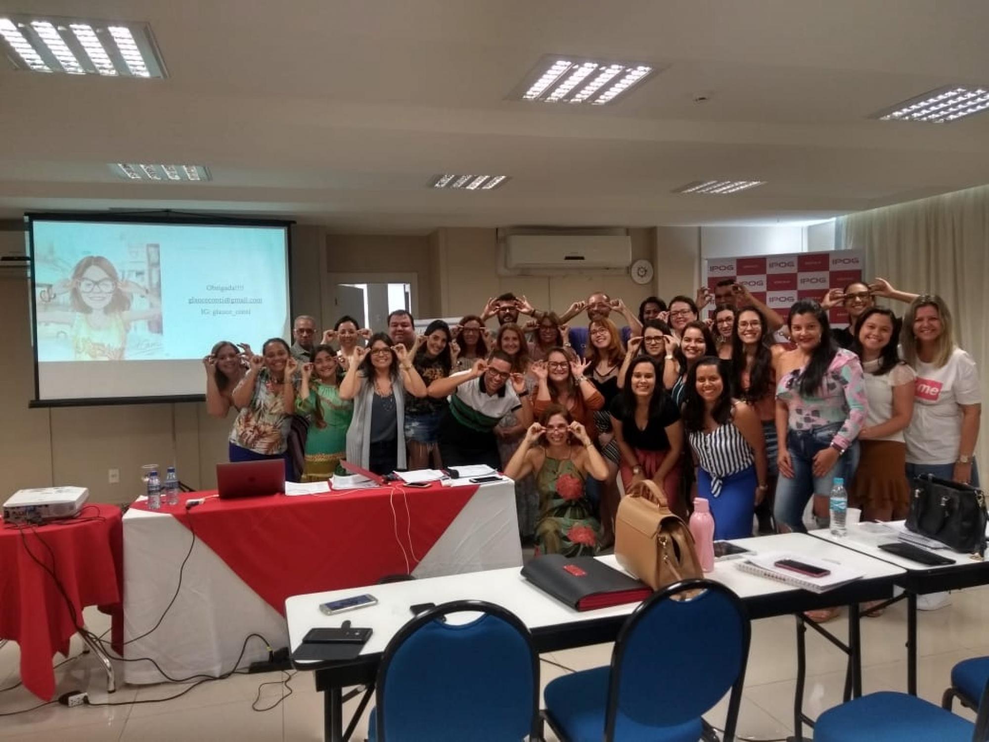Imagem de Erika Karine  